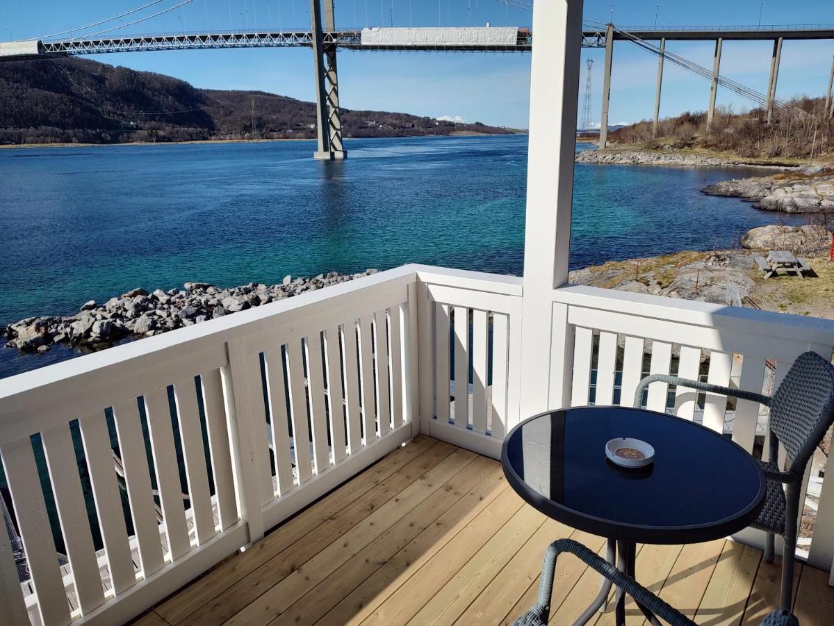 Tjeldsundbrua Overnatting - Sjohus1 Evenskjer Exterior foto